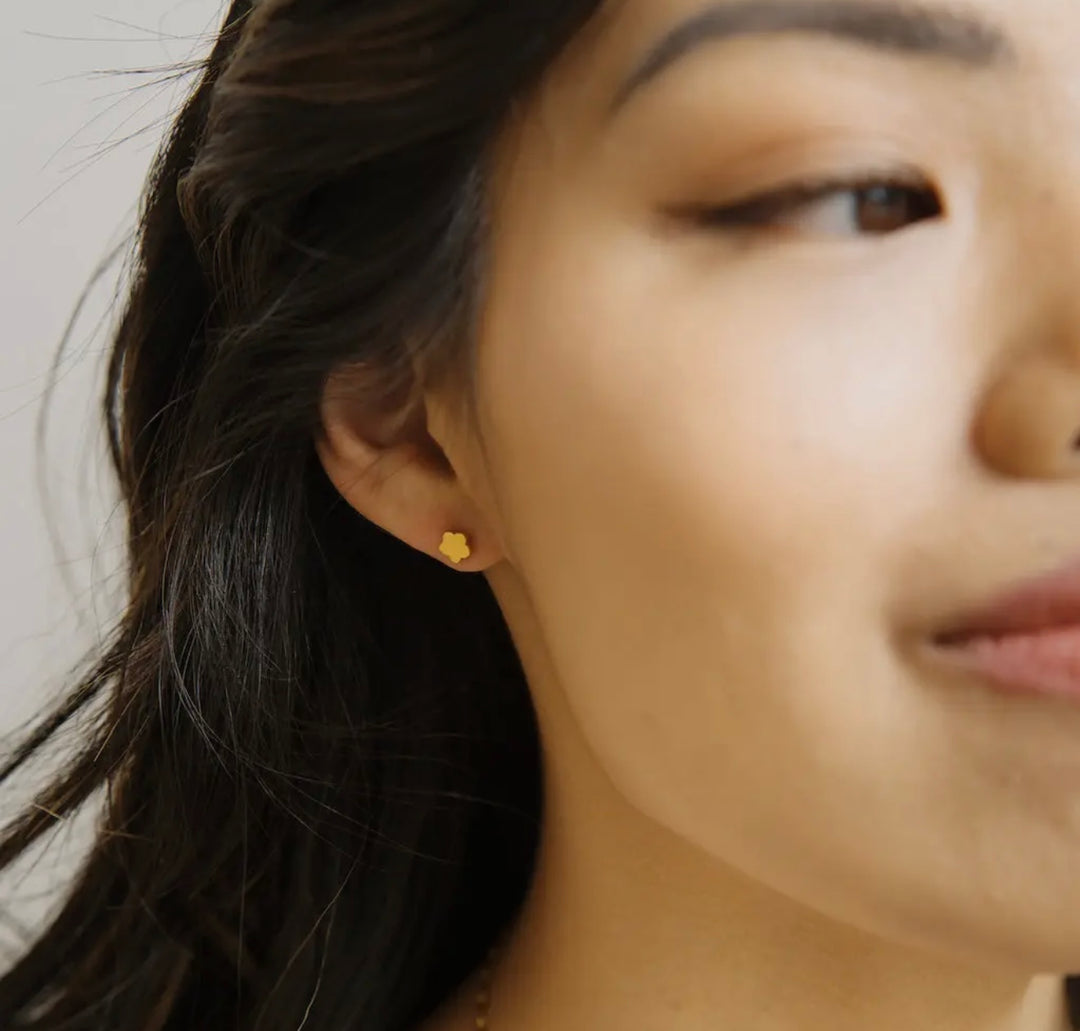 Flower Power Studs (Gold)